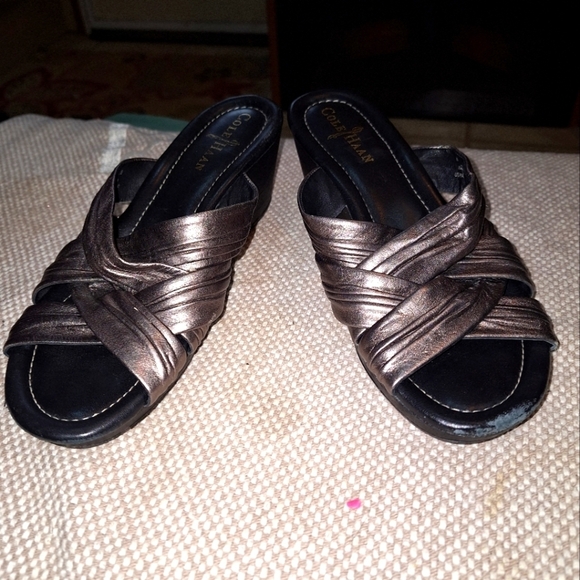 A pair of Cole Haan Nike/Air ladies wedge sandals in a size 7.5 . - Picture 1 of 10